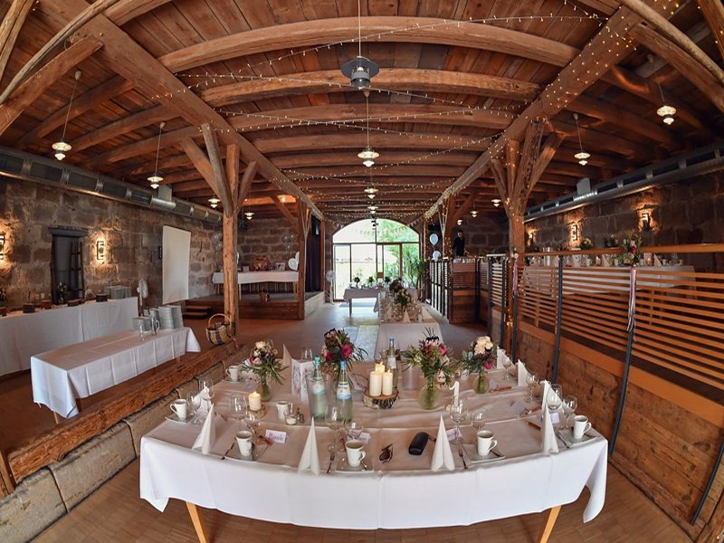 Romantische Scheunenhochzeit im Bauhof in Cadolzburg - DER Hochzeitsfotograf
