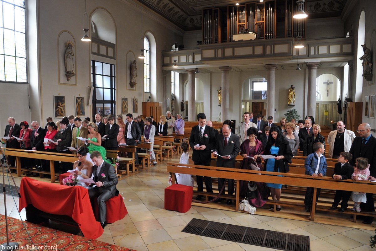 Kirchliche Trauung in Fürth - Pfarrkirche Unsere Liebe Frau Kirchliche Trauung in Fürth - Pfarrkirche Unsere Liebe Frau