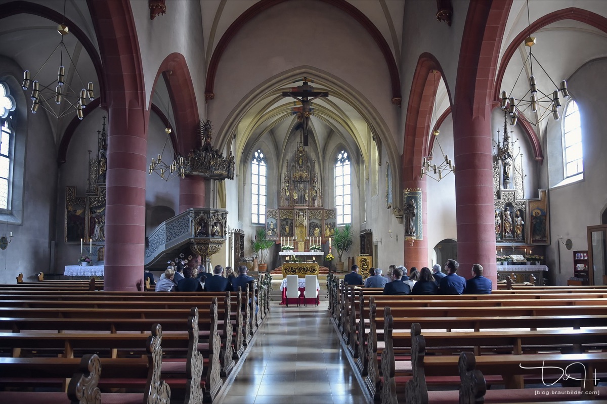 Kirchliche Trauung bei W&uuml;rzburg - St. Maternus G&uuml;ntersleben