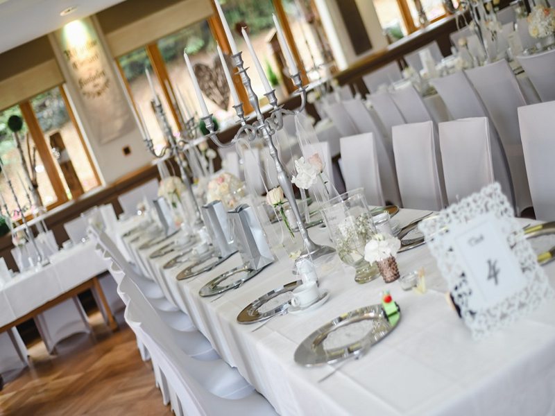 Genießen Sie Ihre Hochzeit im Landhotel Grüner Baum – DER-Hochzeits-Fotograf