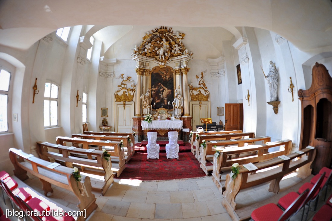 Schloss Thurn - Trauung in der Schlosskapelle St. Sebastian Schloss Thurn - Trauung in der Schlosskapelle St. Sebastian