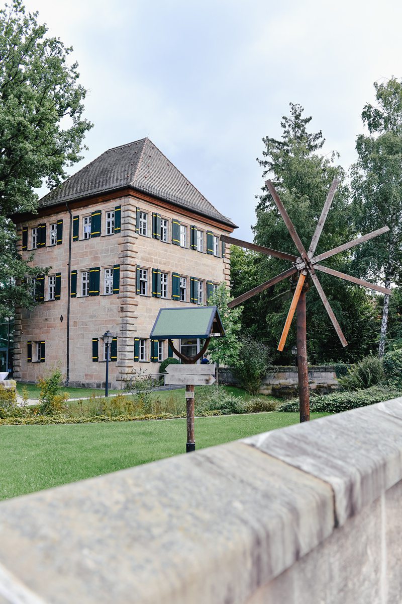 Ein ganzes Schloss zur Hochzeit für Sie alleine. Das Zeidlerschloss mit dem Hochzeits Fotograf